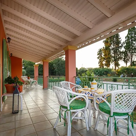 - Wafaa Villa Gouviá