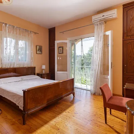 - Wafaa Villa